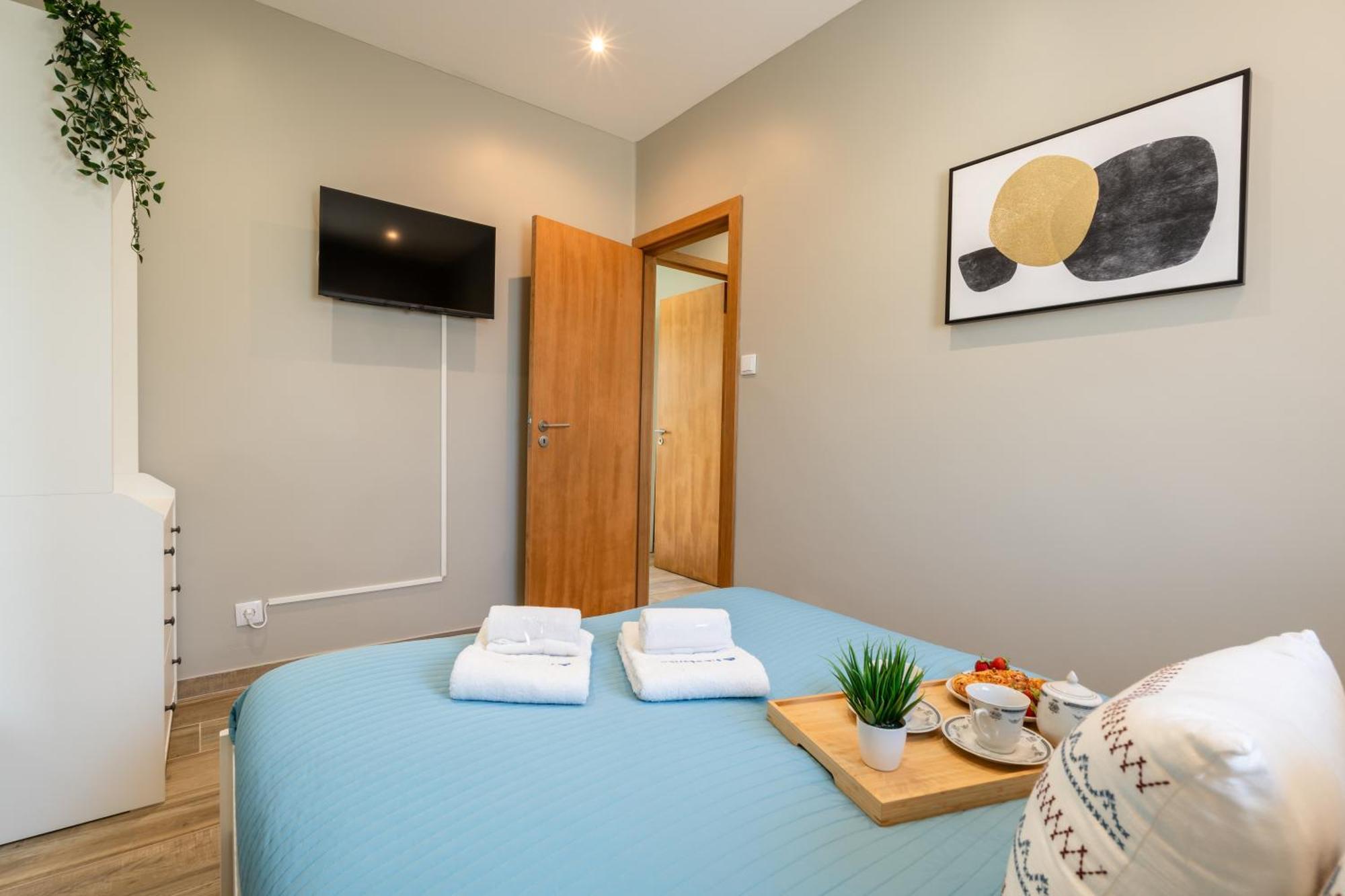 Host Wise - Terrace Delight House W Private Jacuzzi Casa de férias